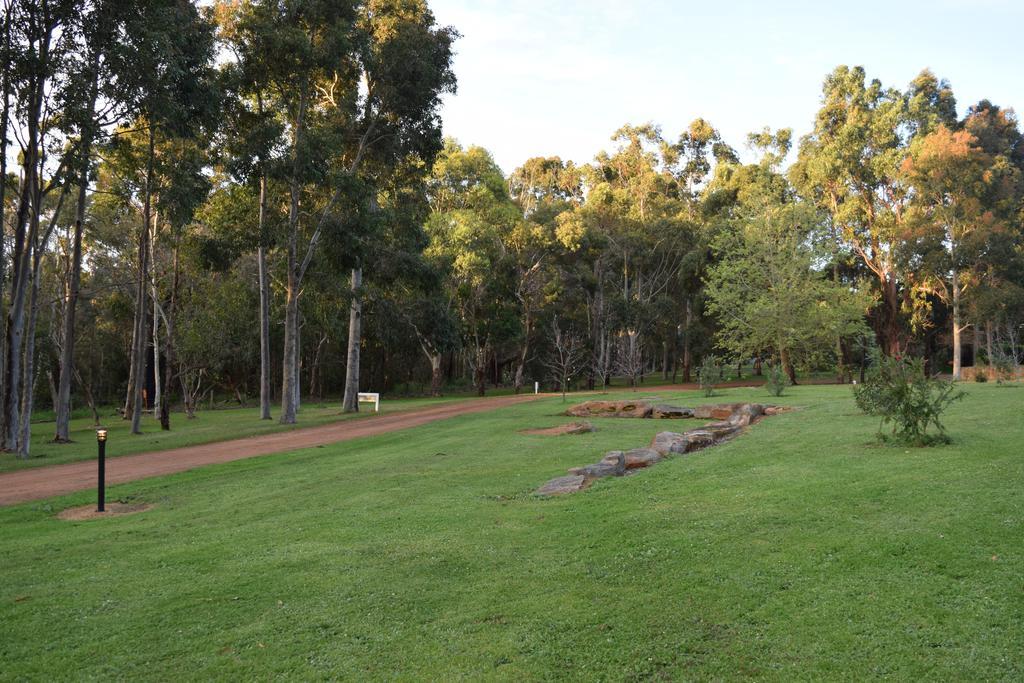 Bushy Lake Chalets Margaret River Esterno foto
