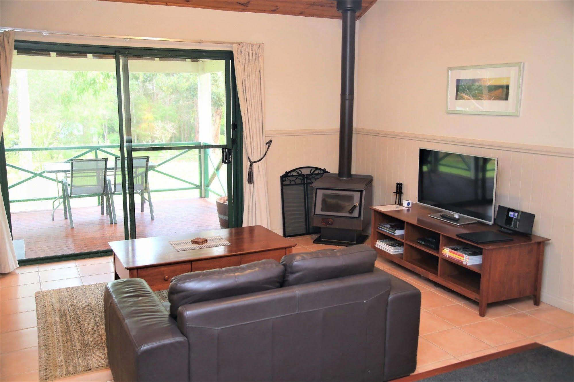 Bushy Lake Chalets Margaret River Esterno foto