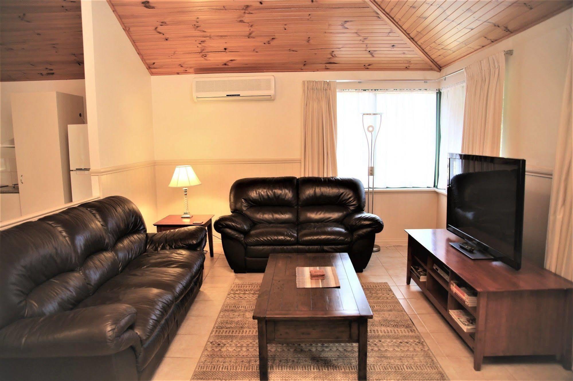 Bushy Lake Chalets Margaret River Esterno foto