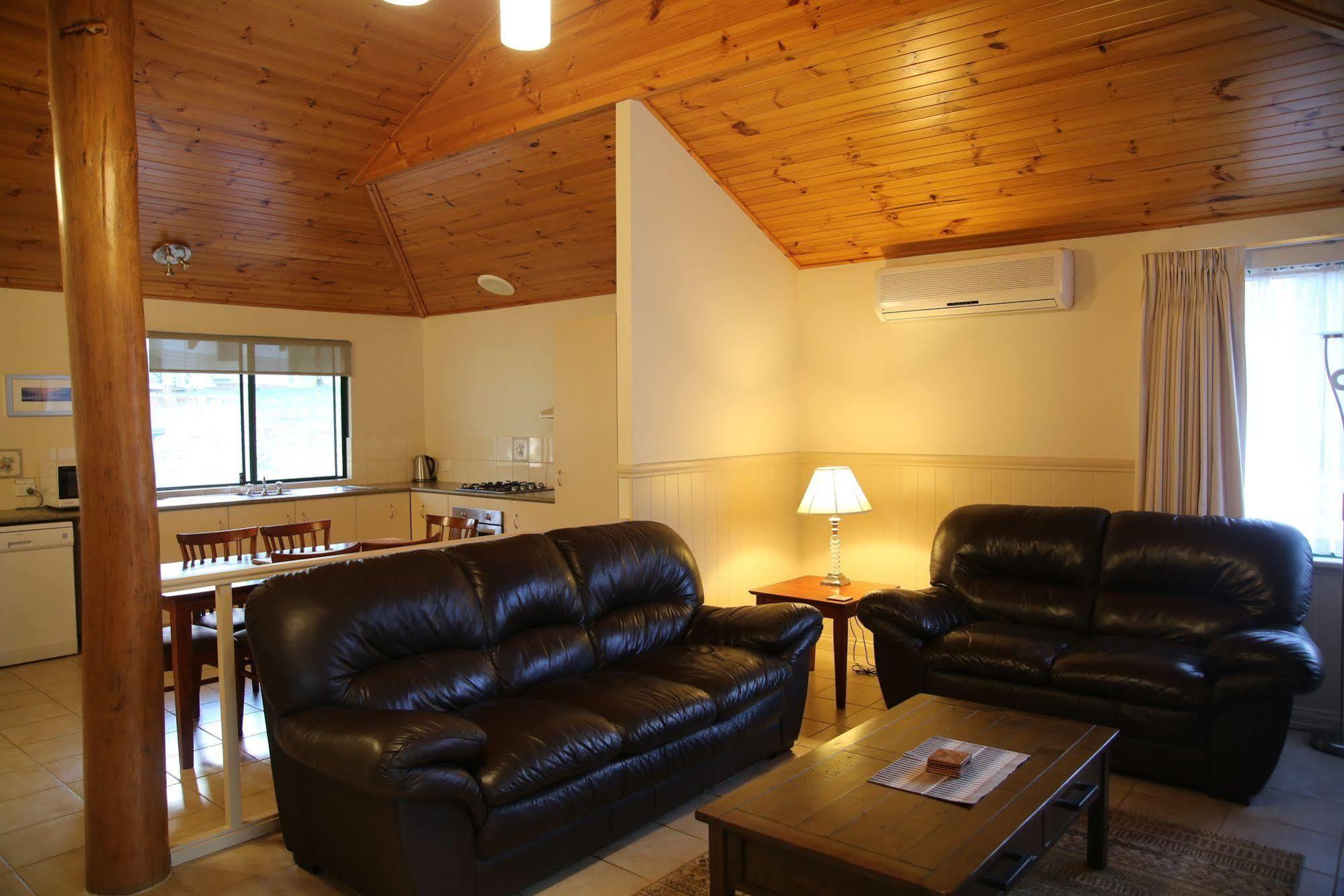 Bushy Lake Chalets Margaret River Esterno foto