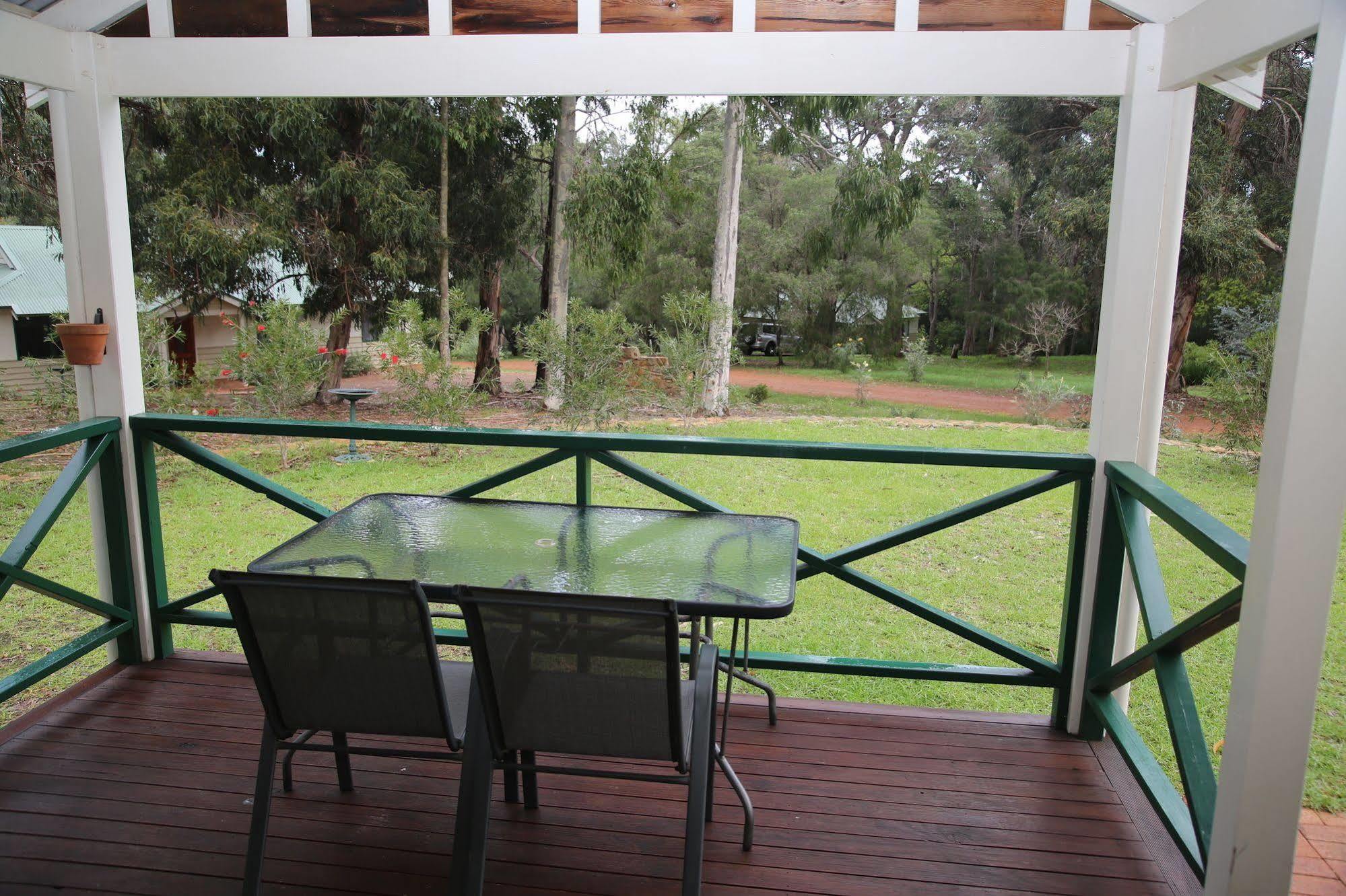 Bushy Lake Chalets Margaret River Esterno foto