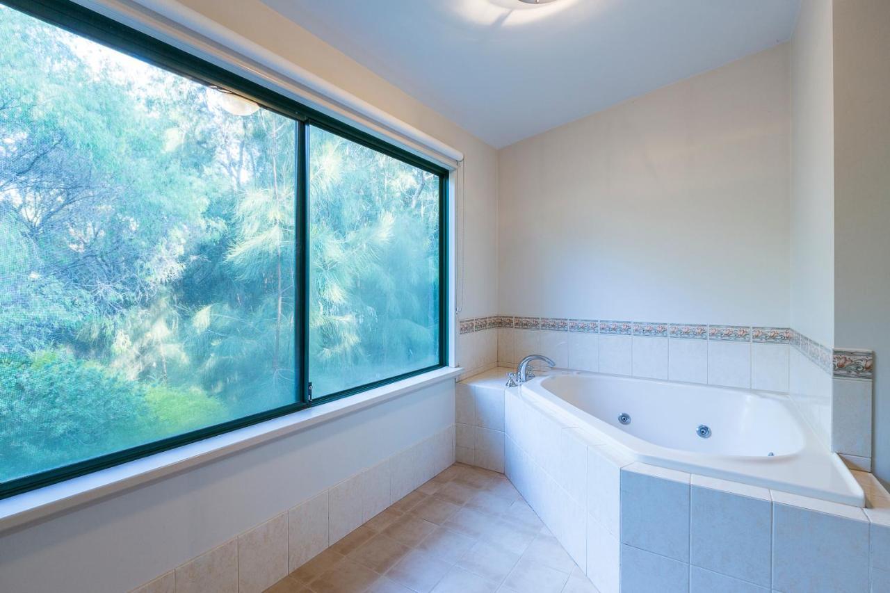 Bushy Lake Chalets Margaret River Esterno foto